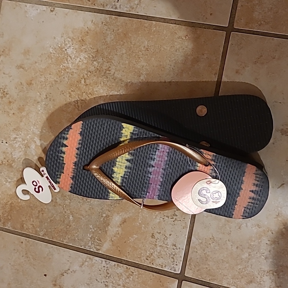 Flip flops